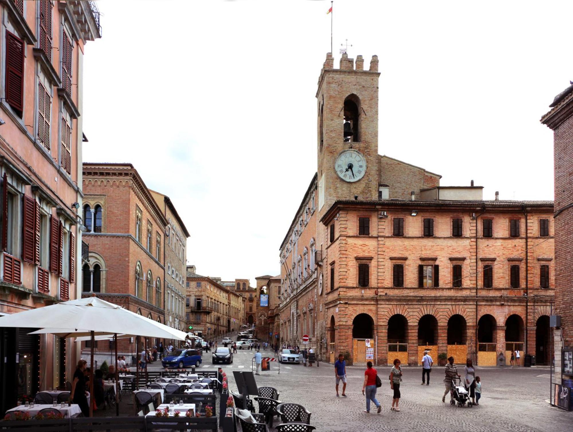Osimo Nel Cuore Del Centro, Free Wi-Fi E Netflix Apartment Exterior foto